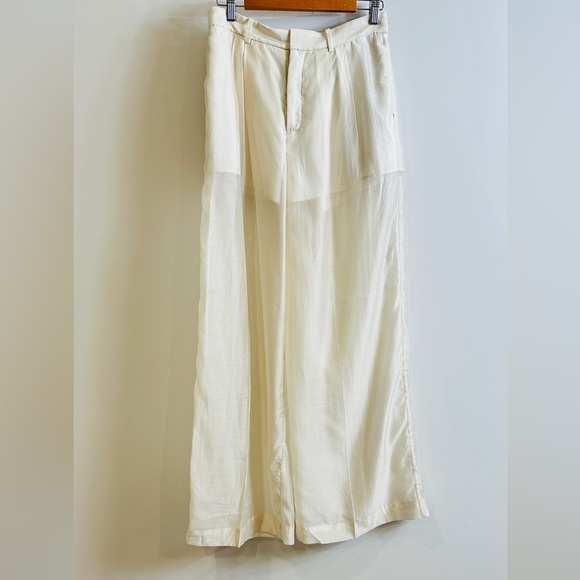 🔥POPULAR🔥 H&M Edition Spring 2025 Cream Chiffon Wide Leg Trouser Pants Size 8 - Picture 11 of 14